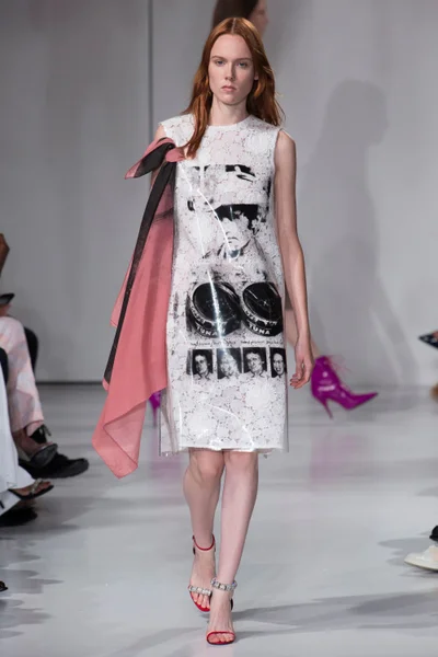 Look 69